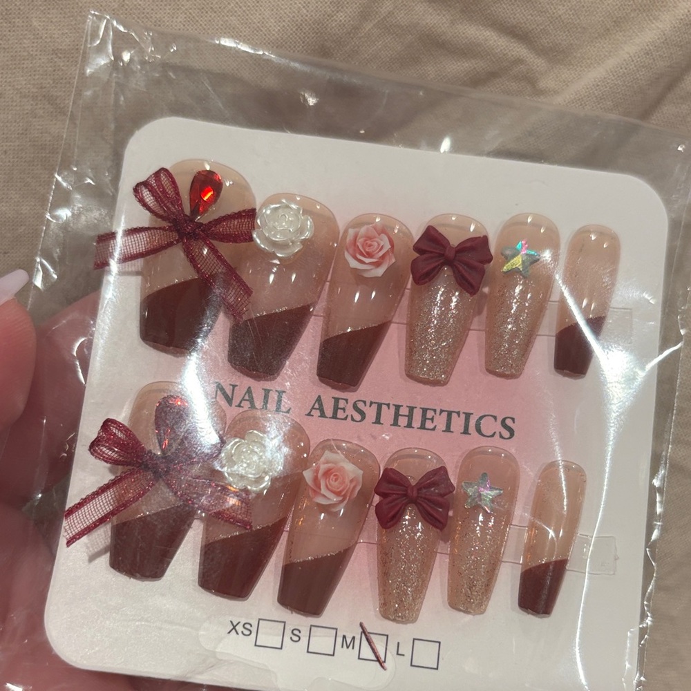 Burgundy & Rose Gold Decorative Press-On Nail Set